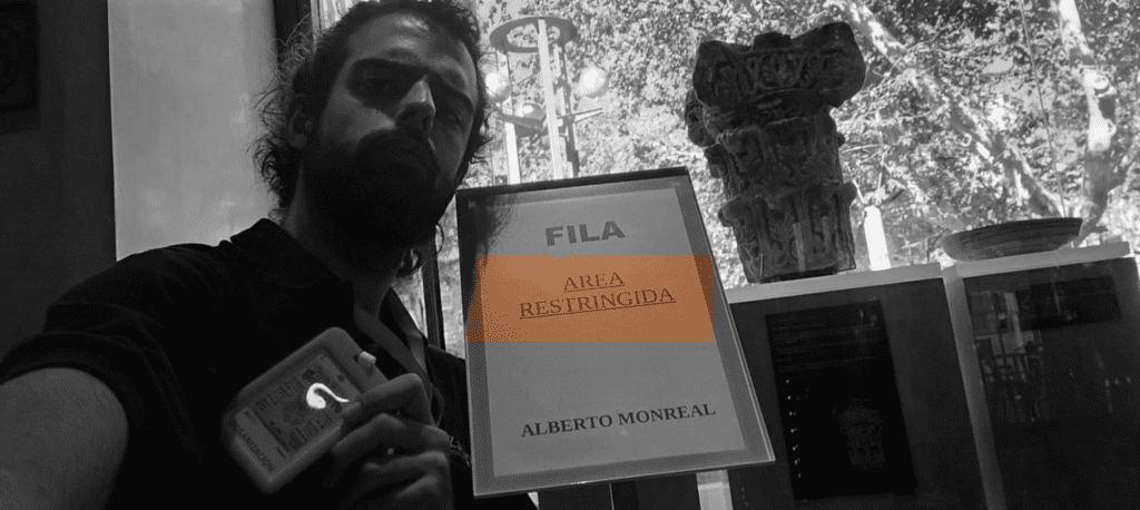 AREA RESTRINGIDA thumbnail